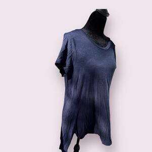 Pink Rose navy, short sleeve, stretchy, side slits top, women's size M